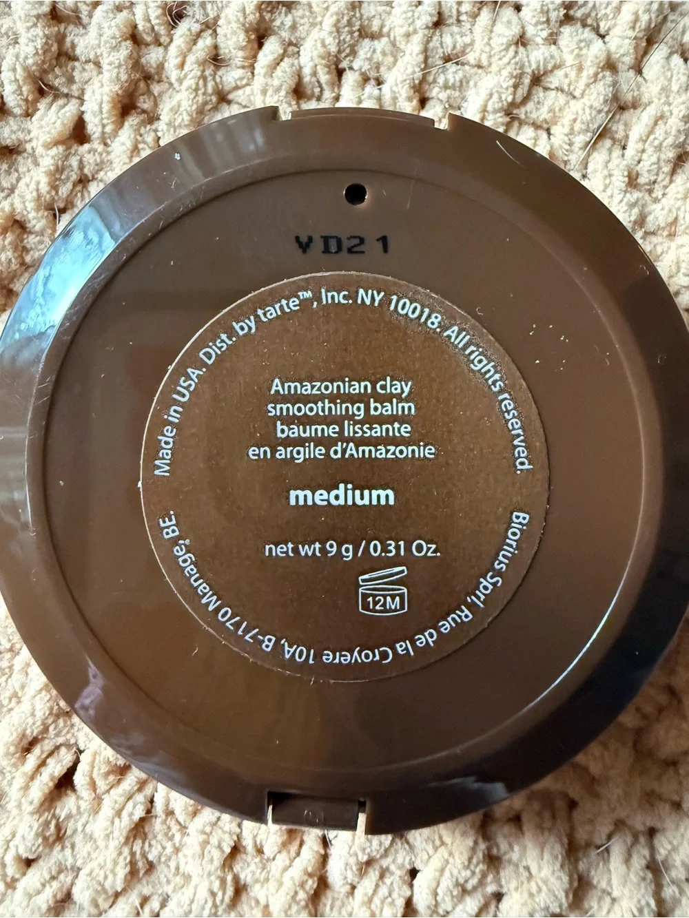tarte Brown Amazonian Clay Smoothing Balm Compact in medium